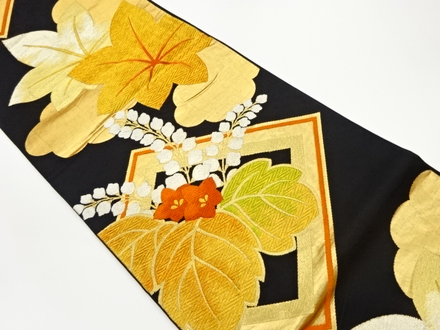 桐に紅葉・雲・菱模様織出し袋帯